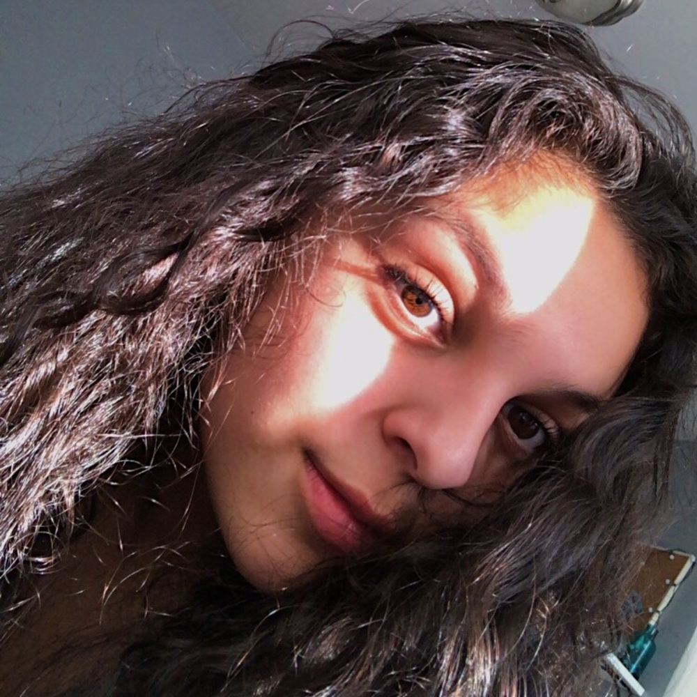 Meet your Posher, Leila